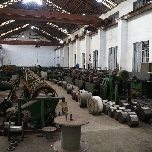 Cabo de aço inoxidável de 8 mm, os guindastes são perigosos