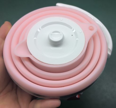 Uma xícara de chaleira elétrica para viagem Melhores empresas, chaleira para viagem Fabricantes na China, chaleira elétrica dobrável de silicone durável com garantia longa Fabricantes na China